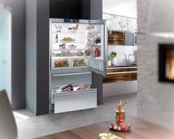 встраиваемый холодильник